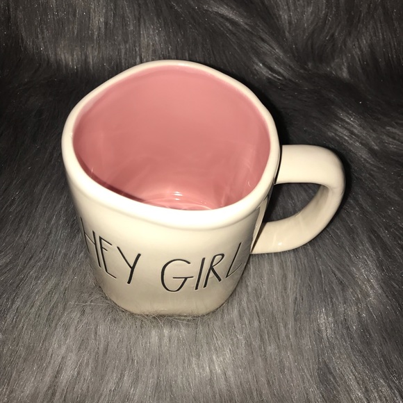 NWOT Rae Dunn “Hey Girl” mug - Picture 3 of 5